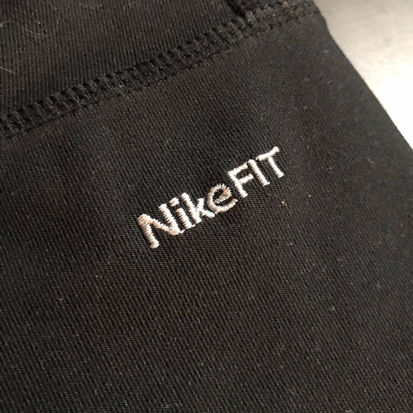 Nike Running Shorts - Picture 3 of 5